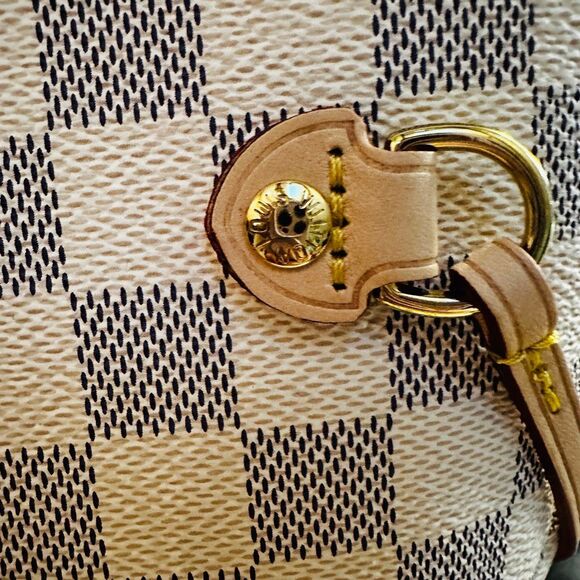 Brand New Louis Vuitton Neverfull GM - Picture 5 of 16